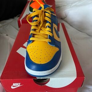 UCLA DUNKS
